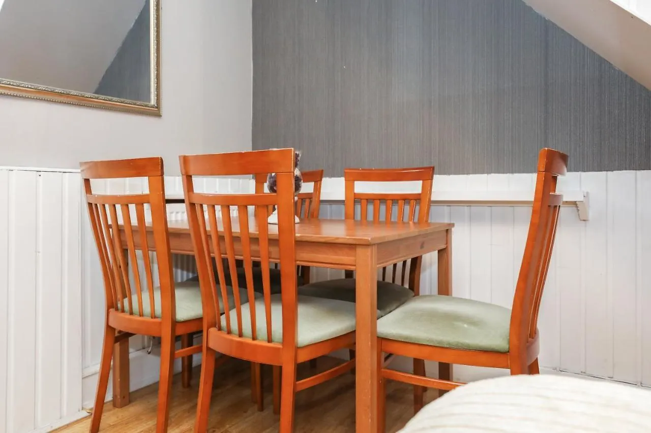 Prázdninový dům Beautiful 4 Bedroom Cottage - Free Parking Edinburgh Velká Británie