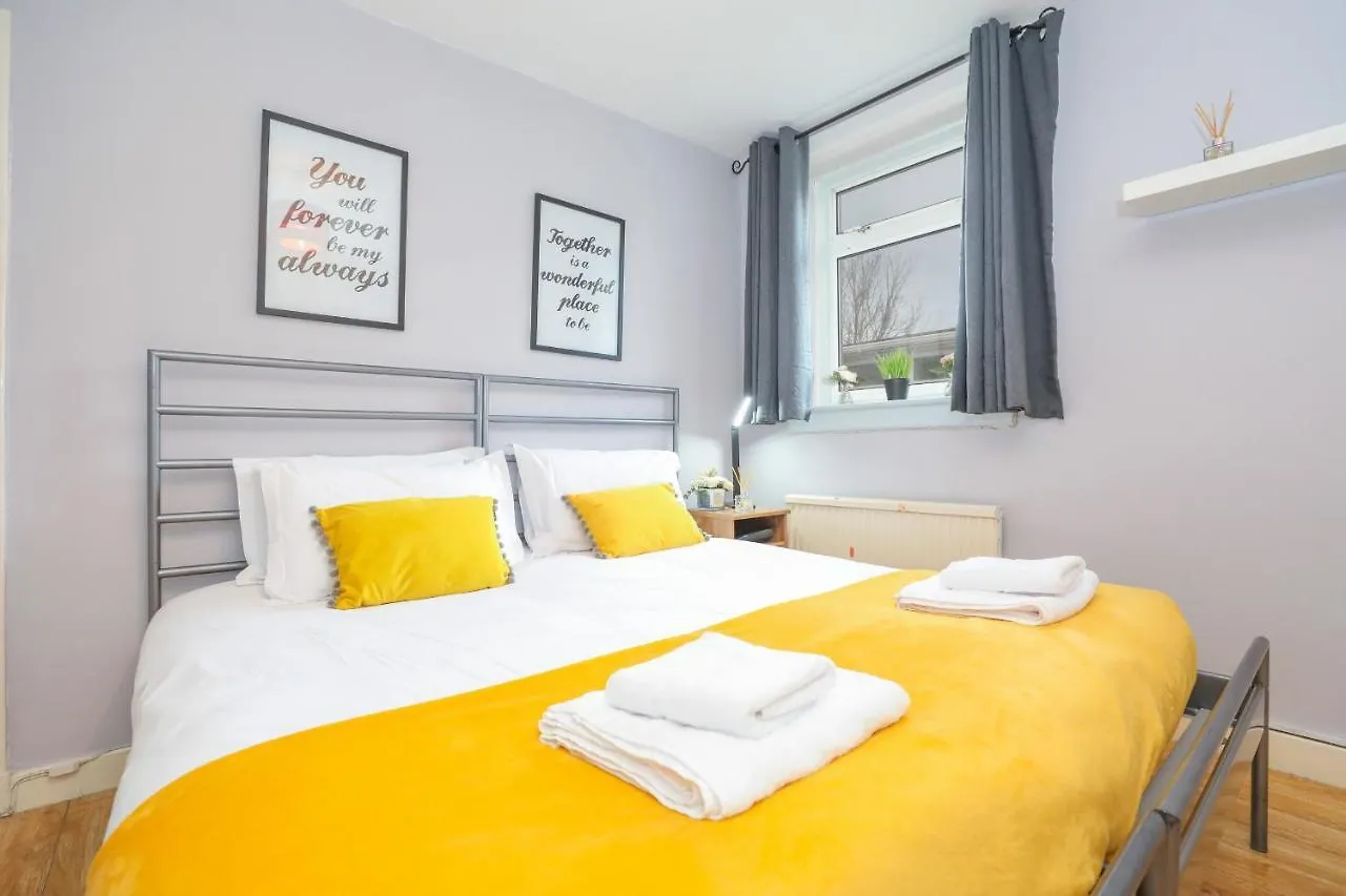 Beautiful 4 Bedroom Cottage - Free Parking Edinburgh Prázdninový dům