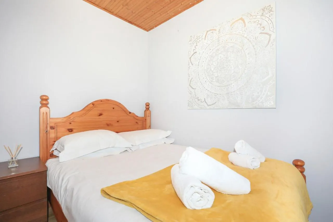 Prázdninový dům Beautiful 4 Bedroom Cottage - Free Parking Edinburgh