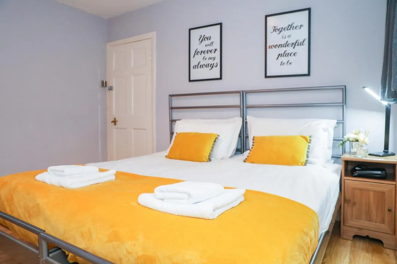 Beautiful 4 Bedroom Cottage - Free Parking Edinburgh Prázdninový dům