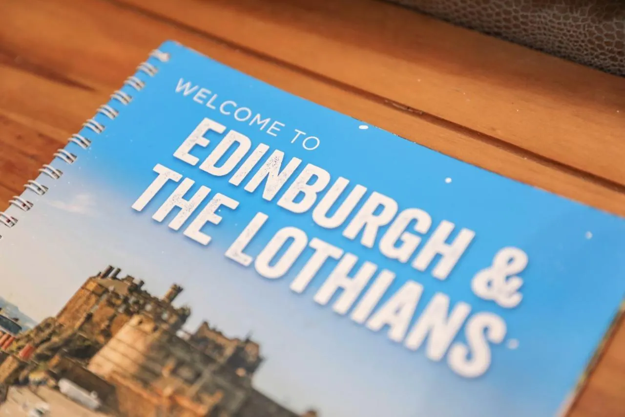 Beautiful 4 Bedroom Cottage - Free Parking Edinburgh Prázdninový dům
