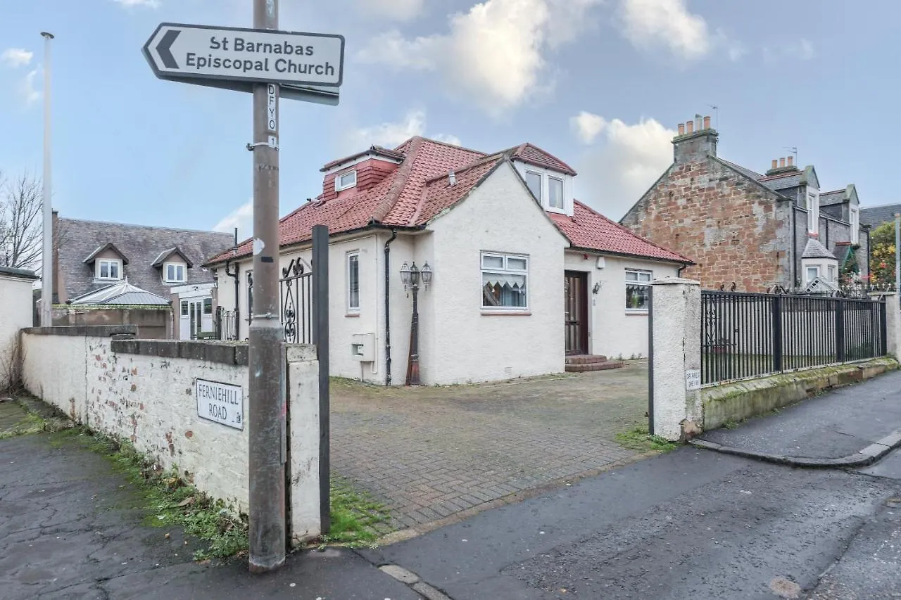 Beautiful 4 Bedroom Cottage - Free Parking Edinburgh Prázdninový dům